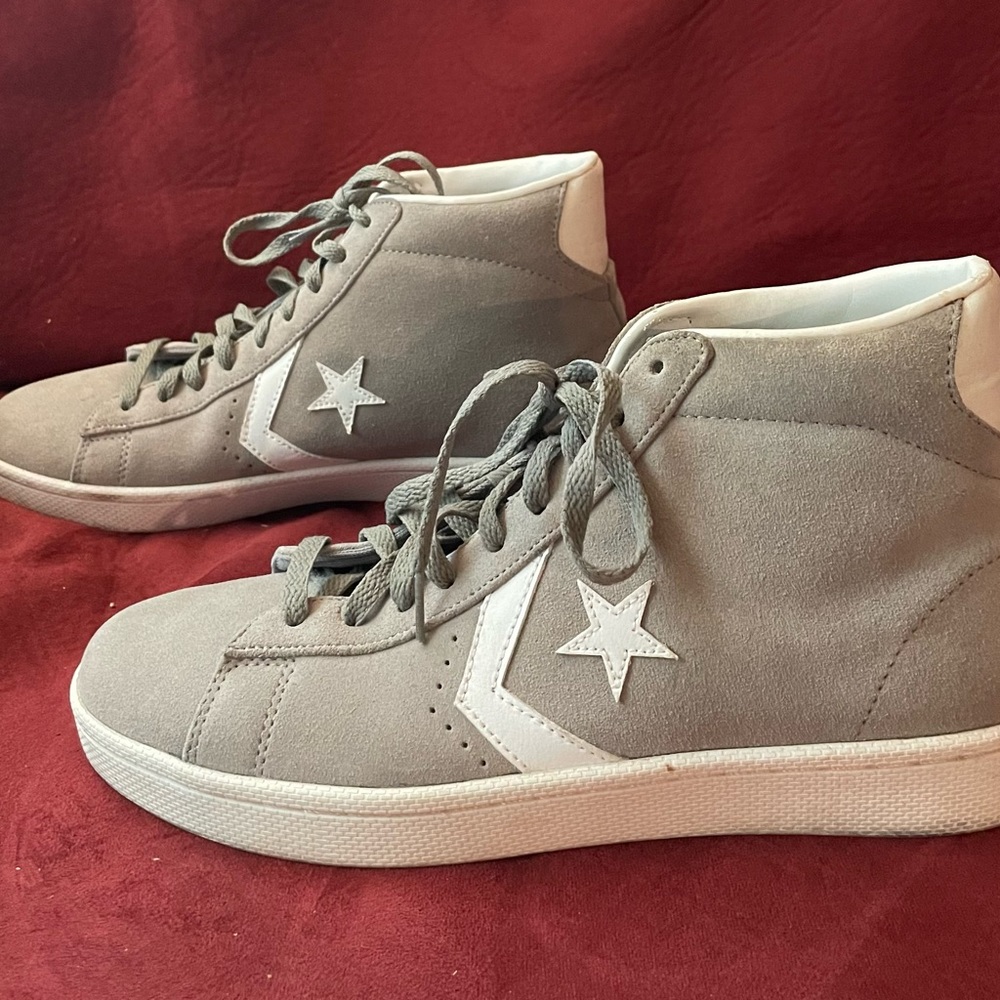 Converse Allstars Universe Unisex Allstar Size 10 Gray